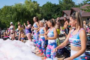 Aqua Zumba si Spuma Party la Hotel International Aqua Zumba si Spuma Party la Hotel International