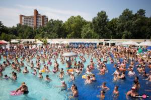 Aqua Zumba și Spuma Party la Ștrand Apollo-Felix Aqua Zumba și Spuma Party la Ștrand Apollo-Felix